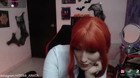 Hitomi Arata online show from 10/31/25, 06:53