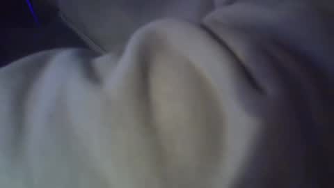 Snapshot of hlavoe33 chatting on 01/03/25, 12:33 Hlavoe online show from 01/03/25, 12:33