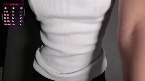 Sofia online show from 12/22/25, 08:06