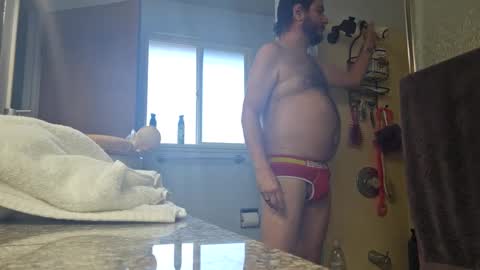 Snapshot of hobbes80 chatting on 01/21/25, 08:43 hobbes80 online show from 01/21/25, 08:43