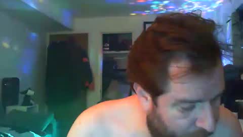 Snapshot of hobbes80 chatting on 01/29/25, 05:40 hobbes80 online show from 01/29/25, 05:40