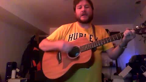 Snapshot of hobbes80 chatting on 09/17/25, 03:19 hobbes80 online show from 09/17/25, 03:19