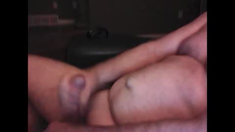 Snapshot of hockeyguy1971 chatting on 01/18/25, 12:57 hockeyguy1971 online show from 01/18/25, 12:57