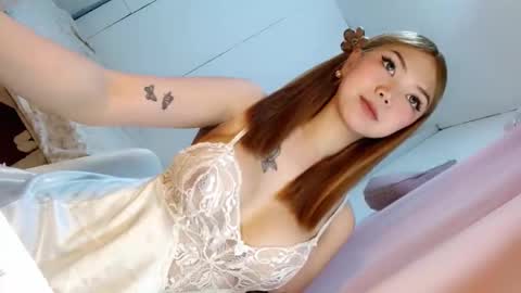 Snapshot of hoelychess chatting on 11/24/25, 10:26 welcome here guys online show from 11/24/25, 10:26