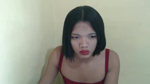 Snapshot of hoelyguine chatting on 03/14/26, 11:48 Guinevere3 online show from 03/14/26, 11:48
