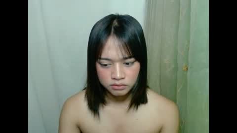 Snapshot of hoelyhanabi chatting on 06/08/26, 09:37 KIESH online show from 06/08/26, 09:37