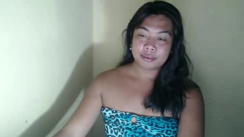 Snapshot of hoelylayla chatting on 03/12/26, 09:48 Layla3 online show from 03/12/26, 09:48