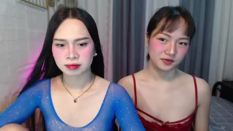 Snapshot of hoelymolly chatting on 06/27/26, 07:52 hoelymolly online show from 06/27/26, 07:52