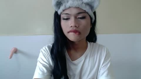 Snapshot of hoelyrafaela chatting on 07/02/26, 03:23 Rafaela3 online show from 07/02/26, 03:23