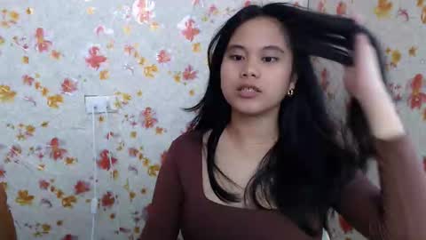 Snapshot of hoelyzhuxinn chatting on 03/26/26, 08:20 Zhuxinn3 online show from 03/26/26, 08:20