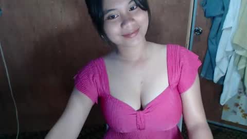 Snapshot of hoelyzhuxinn chatting on 04/09/26, 09:36 Zhuxinn3 online show from 04/09/26, 09:36