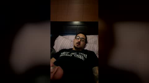 Snapshot of hoeskii chatting on 02/17/26, 08:44 hoeskii online show from 02/17/26, 08:44