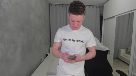 Victor online show from 03/12/25, 11:12