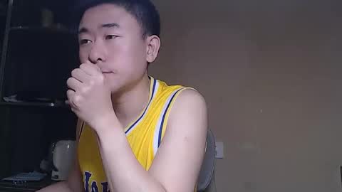 Snapshot of hoho7619 chatting on 04/13/26, 02:33 shy boi online show from 04/13/26, 02:33
