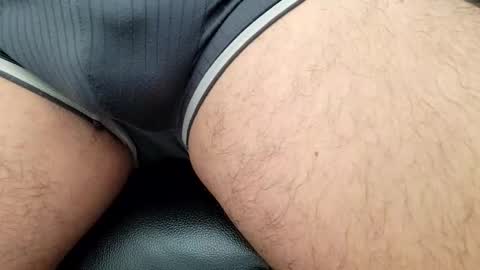 hoiiand48482 online show from 11/03/25, 10:49