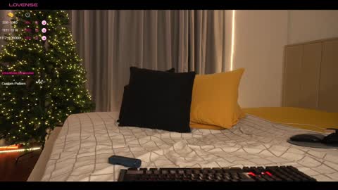 Snapshot of hojul chatting on 01/07/25, 06:14 julia online show from 01/07/25, 06:14