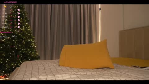 Snapshot of hojul chatting on 01/08/25, 05:05 julia online show from 01/08/25, 05:05