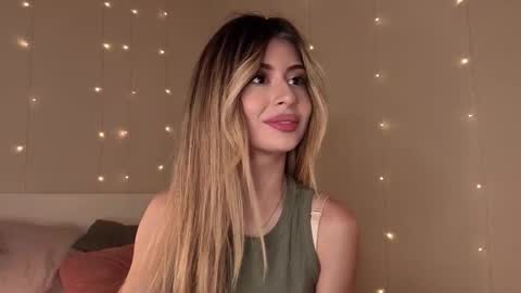 Moni Monica online show from 09/30/25, 08:08