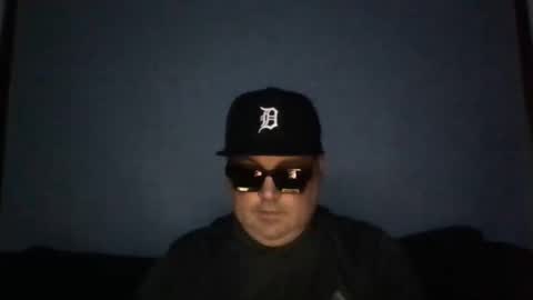 Snapshot of holden_minutz chatting on 03/11/26, 08:42 holden_minutz online show from 03/11/26, 08:42