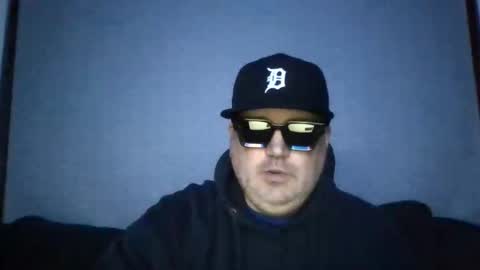 Snapshot of holden_minutz chatting on 04/02/26, 06:55 holden_minutz online show from 04/02/26, 06:55