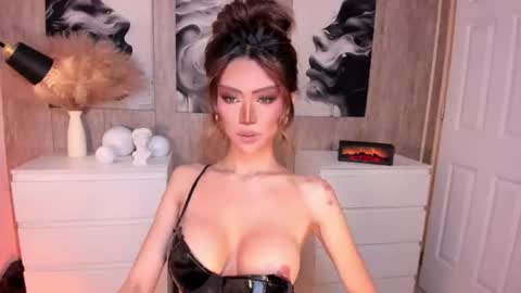Ms. Laura online show from 06/27/26, 11:15