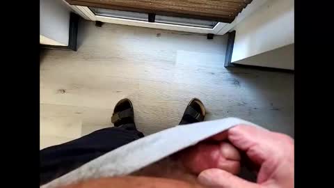 Snapshot of holger_man chatting on 02/01/25, 11:10 holger_man online show from 02/01/25, 11:10