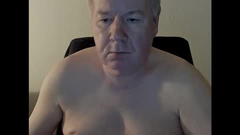 Holger online show from 09/28/25, 03:17