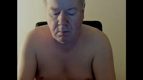 Holger online show from 10/01/25, 01:11