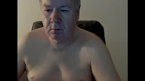 Holger online show from 10/02/25, 02:02