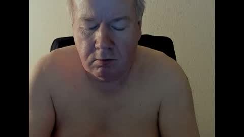 Holger online show from 10/19/25, 03:01