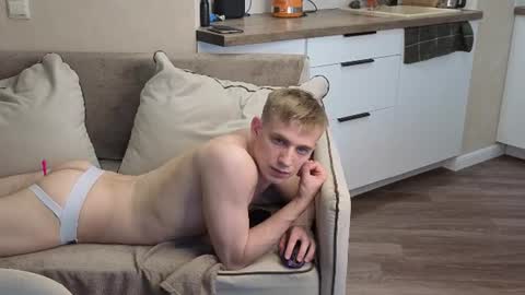 Snapshot of holiday_boys chatting on 07/01/26, 06:07 Extaz Athrey Howard online show from 07/01/26, 06:07