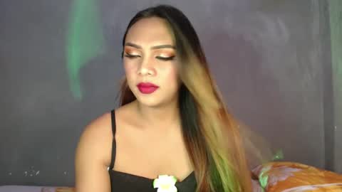 holliescarlet online show from 12/10/24, 02:06