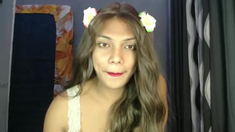 holliescarlet online show from 12/14/24, 07:07