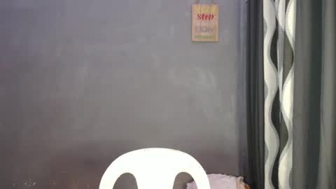 holliescarlet online show from 12/16/24, 03:22