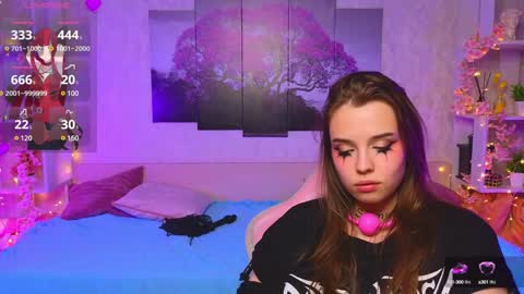 Lux online show from 01/30/25, 01:22