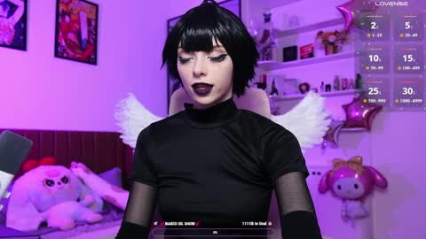 Snapshot of holliwould_ chatting on 04/26/26, 12:03 Holli online show from 04/26/26, 12:03