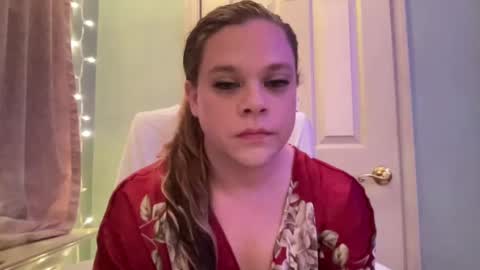 Hollys Drive threw Side Of CB. online show from 12/14/24, 12:33