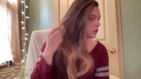 Hollys Drive threw Side Of CB. online show from 12/29/24, 07:32