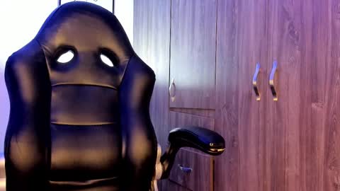 Mara online show from 02/21/25, 08:51