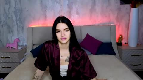 Holly online show from 05/14/26, 01:01