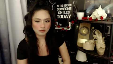 holly_maria69 online show from 02/12/26, 12:11