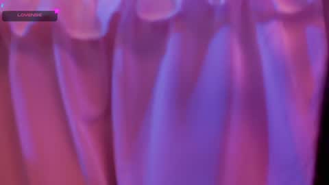 Snapshot of holly_molly_69 chatting on 07/19/26, 03:10 Molly online show from 07/19/26, 03:10