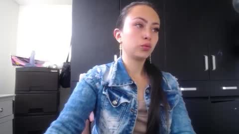 Holly online show from 01/18/26, 06:01