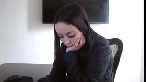 Holly online show from 02/23/26, 09:01