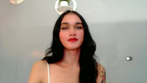 Apple online show from 01/05/25, 01:58