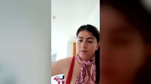 Snapshot of holly_velvett chatting on 07/08/26, 08:13 holly online show from 07/08/26, 08:13