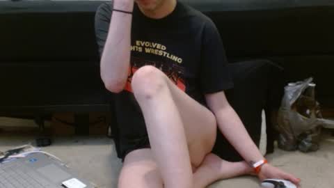 Snapshot of hollyhawkes chatting on 01/28/25, 07:22 Holly Hawkes online show from 01/28/25, 07:22