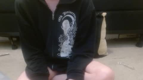 Snapshot of hollyhawkes chatting on 09/21/25, 01:18 Holly Hawkes online show from 09/21/25, 01:18