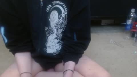 Snapshot of hollyhawkes chatting on 09/30/25, 03:39 Holly Hawkes online show from 09/30/25, 03:39