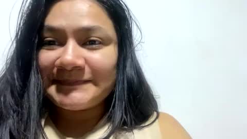 Snapshot of hollymollyxoxo chatting on 12/27/24, 02:14 Molly online show from 12/27/24, 02:14